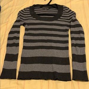 Medium dark and light grey sweater.